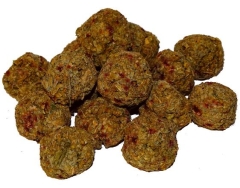 Leckerli-Kugel Haselnussblätter und Gemüsemischung ca. 18 g